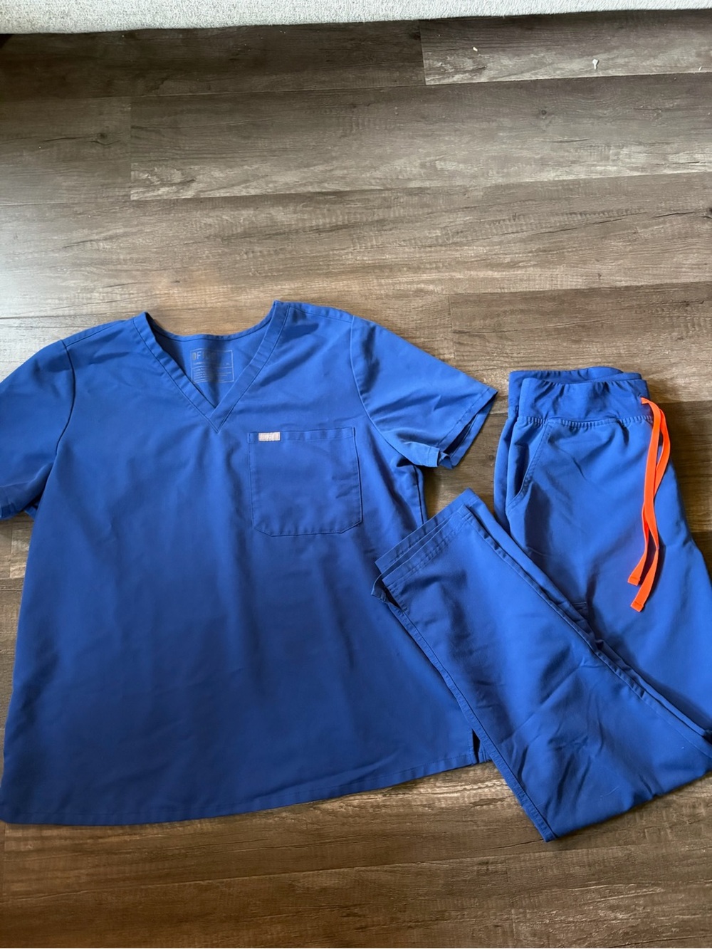 FIGS Technical Collection Scrub Set Royal Blue V-Neck Top XL/ Drawstring Pants L